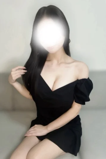神城みりな