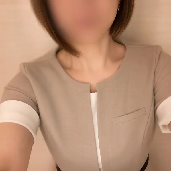 本日出勤してます🌙