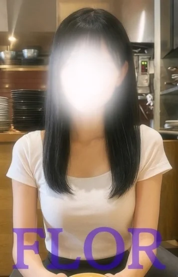 桃葉 こまち【新人】