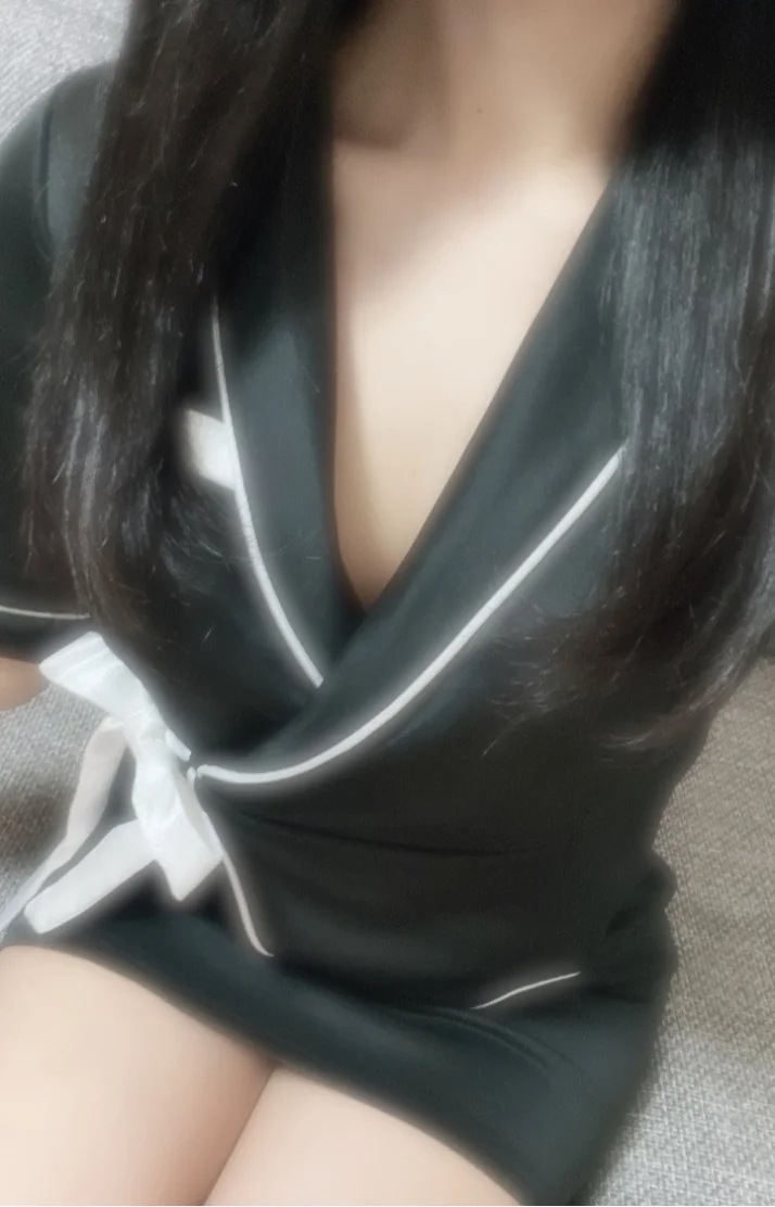 金晩♡