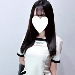 まばゆいほどの輝きを放つ美しさ