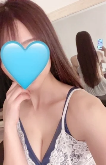 七瀬あやめ