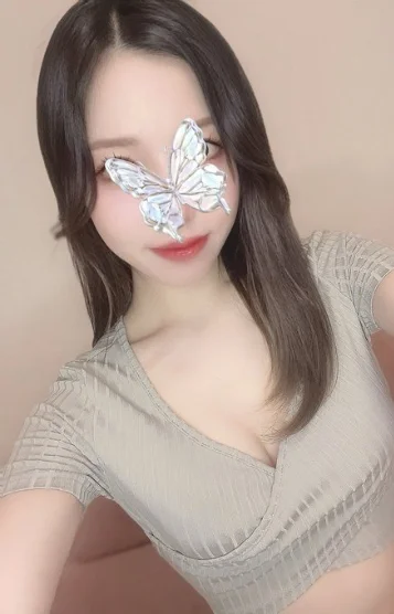美谷れいあ