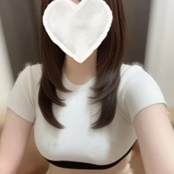 美波 ねお
