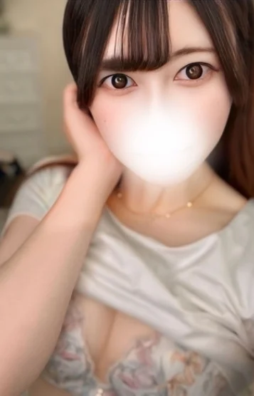 千早みいな