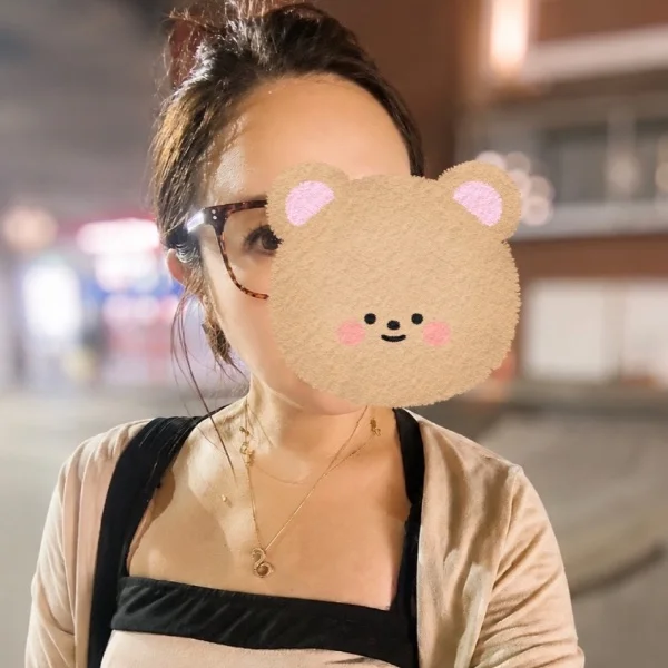 メガネ女子、夜の癒し時間🕯️♡