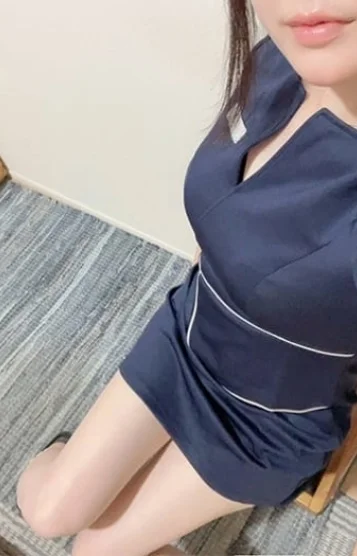 中嶋ちあき