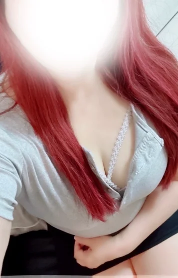 優木　はんな