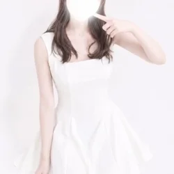 仲里あんず