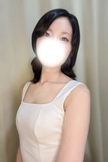 夏目みなみ