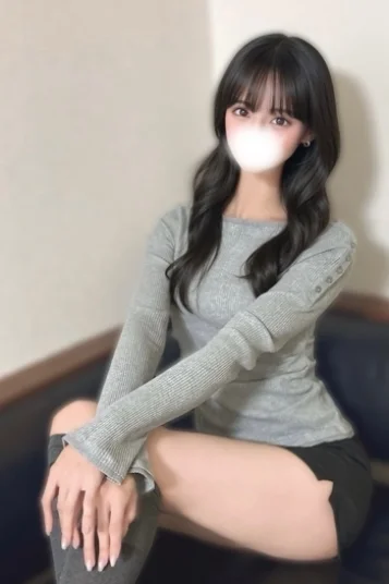 皇しほ