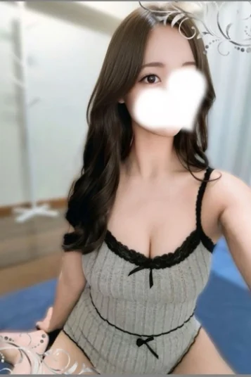 美月るあ