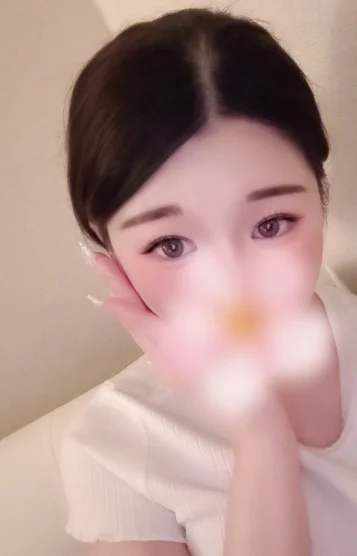 ゆりな