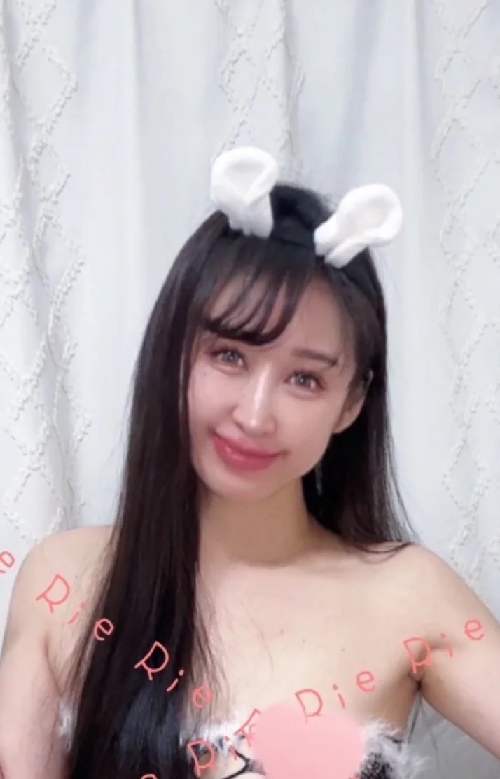 🐰🤍🐰🤍