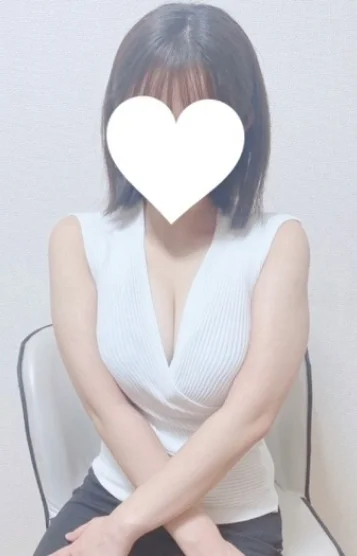 星川ななせ