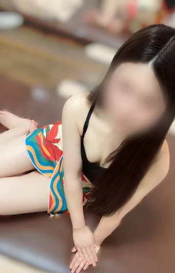 マナミ