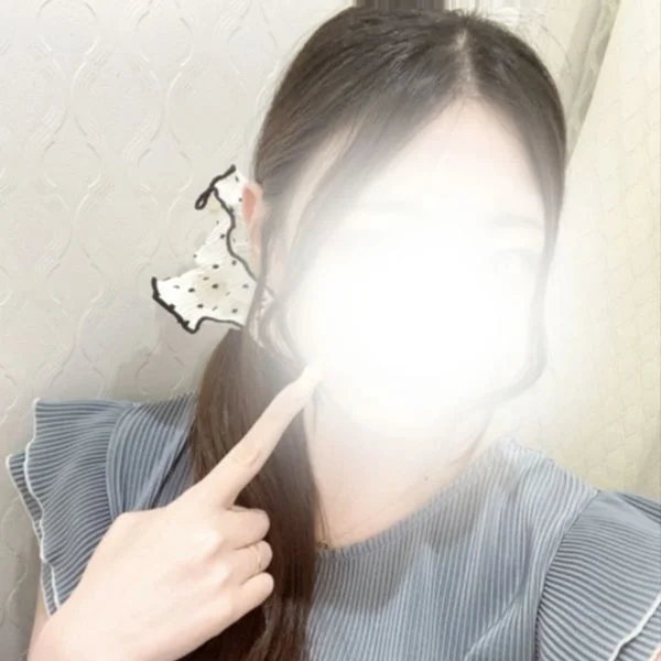 シュシュって小学生ぶりに付けたけどかわいい??