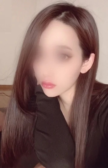 皇　アイリ