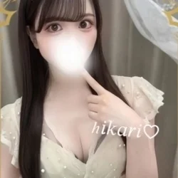 輝月 ひかり