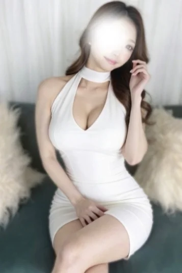 日和 もえ