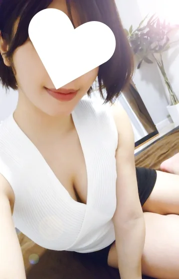 朝比奈しおり