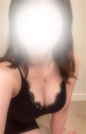 るあな
