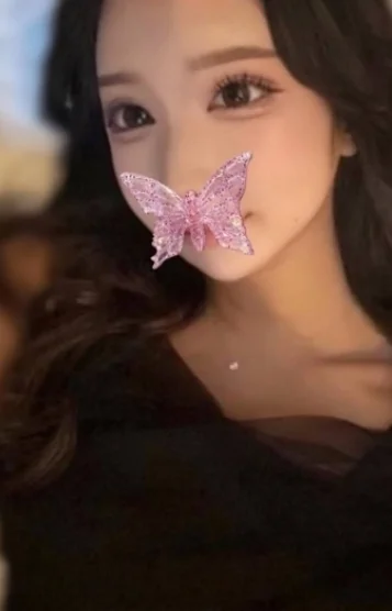 黒咲えりか