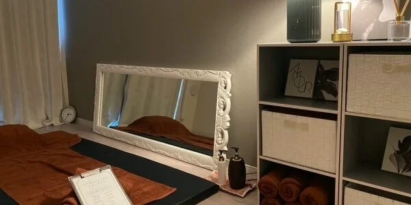 Aroma Aura Leeの待機室写真