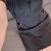 広末マリコ