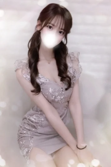 白河ゆあ
