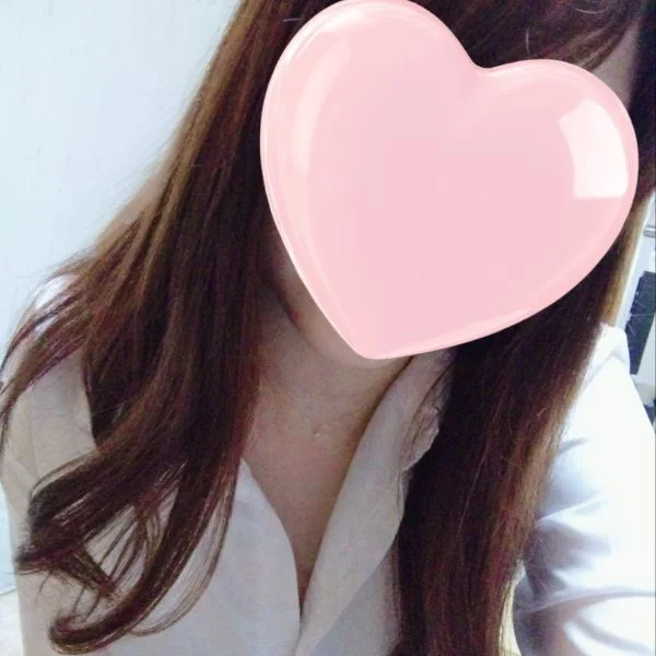 本日13時〜出勤します💖 ご予約お待ちしております🌸
