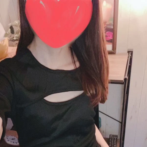 本日3日出勤します✨御予約お待ちしております💖