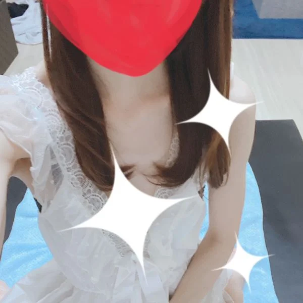 いちかです💖本日12時出勤✨ご来店お待ちしております♪