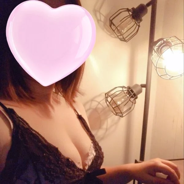 新衣装あります❣️ 本日12時〜出勤しました💖😘