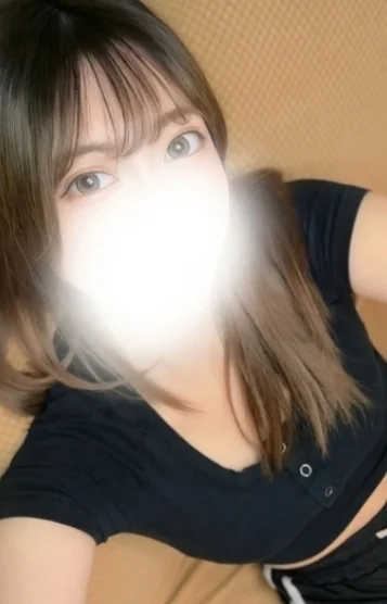 小鳥遊ここ