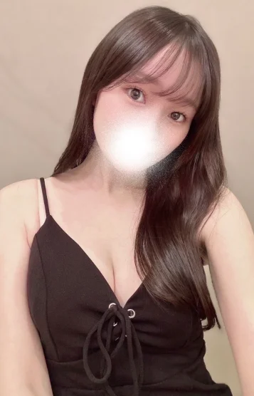 楪 すみれ