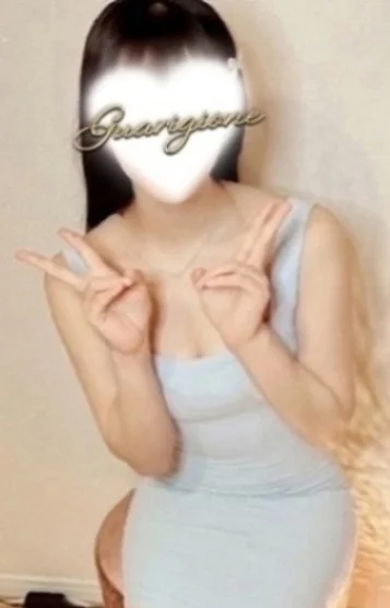 高津　もね