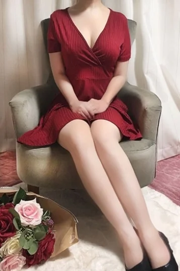 夏目　さゆり