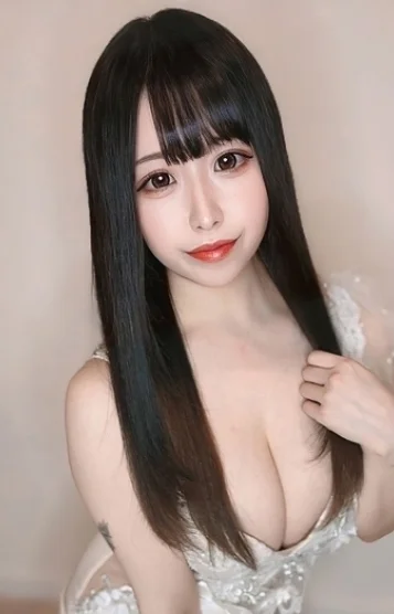 夢菜みなみ