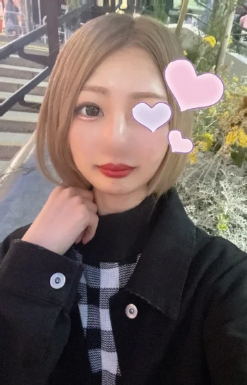 七瀬ひなの