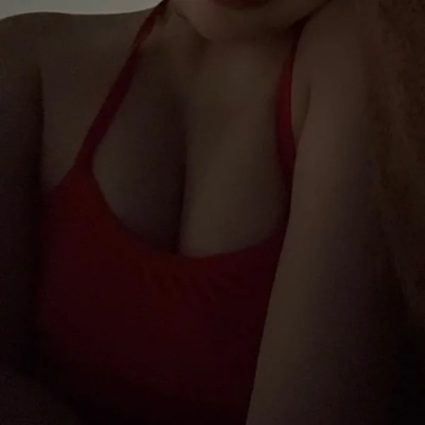 お部屋は暗めが好き