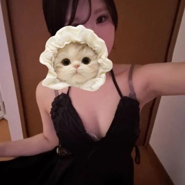 本日20-28時（大井町room）にて出勤してます🍃