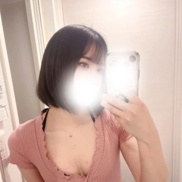 今日も出勤してます🩷