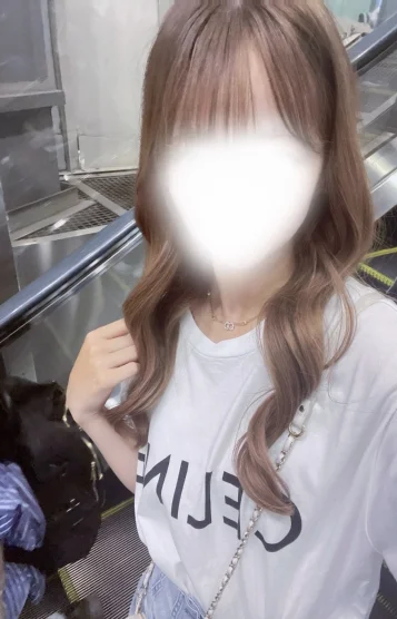 月深　ゆあ