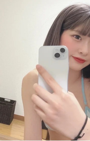 にこ