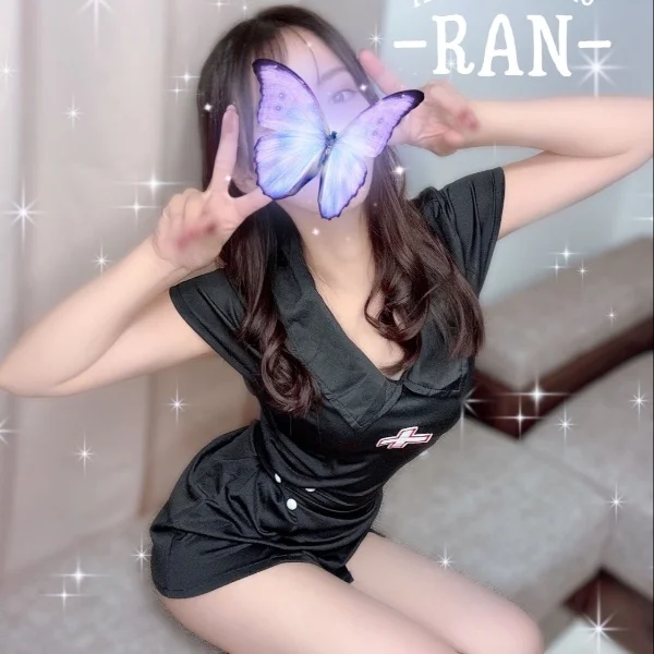 明日の出勤情報です❣️ご予約お待ちしております♡