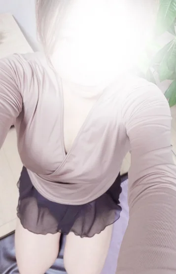 あんず♡体入秘書…