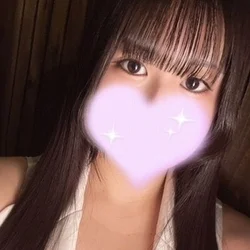 大自然あふれるロッジの中 ドキドキで衝...