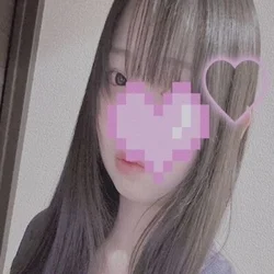 大自然あふれるロッジの中 ドキドキで衝...