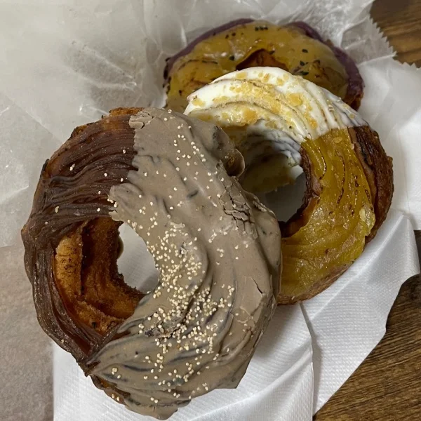 明日に備えておやつチャージ🍩